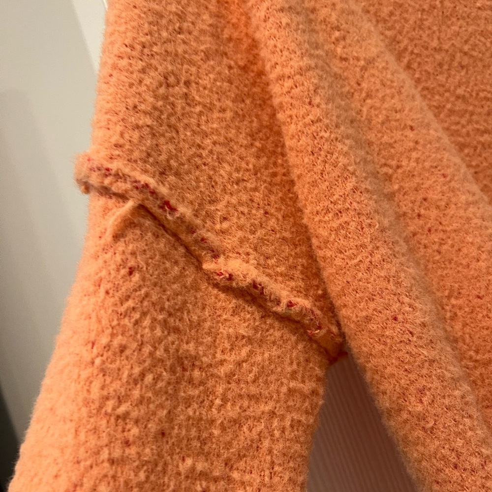 Free People sweater - Picture 3 of 4